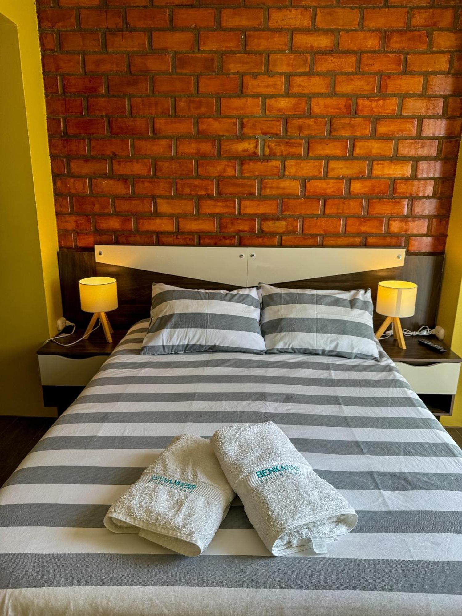 Benkawasi Experience Huaraz Hostel Bagian luar foto